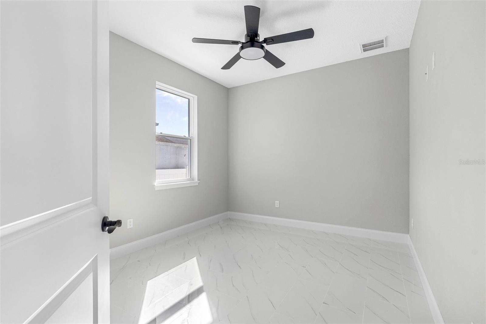 2714 W WALNUT ST, TAMPA, FL, 33607