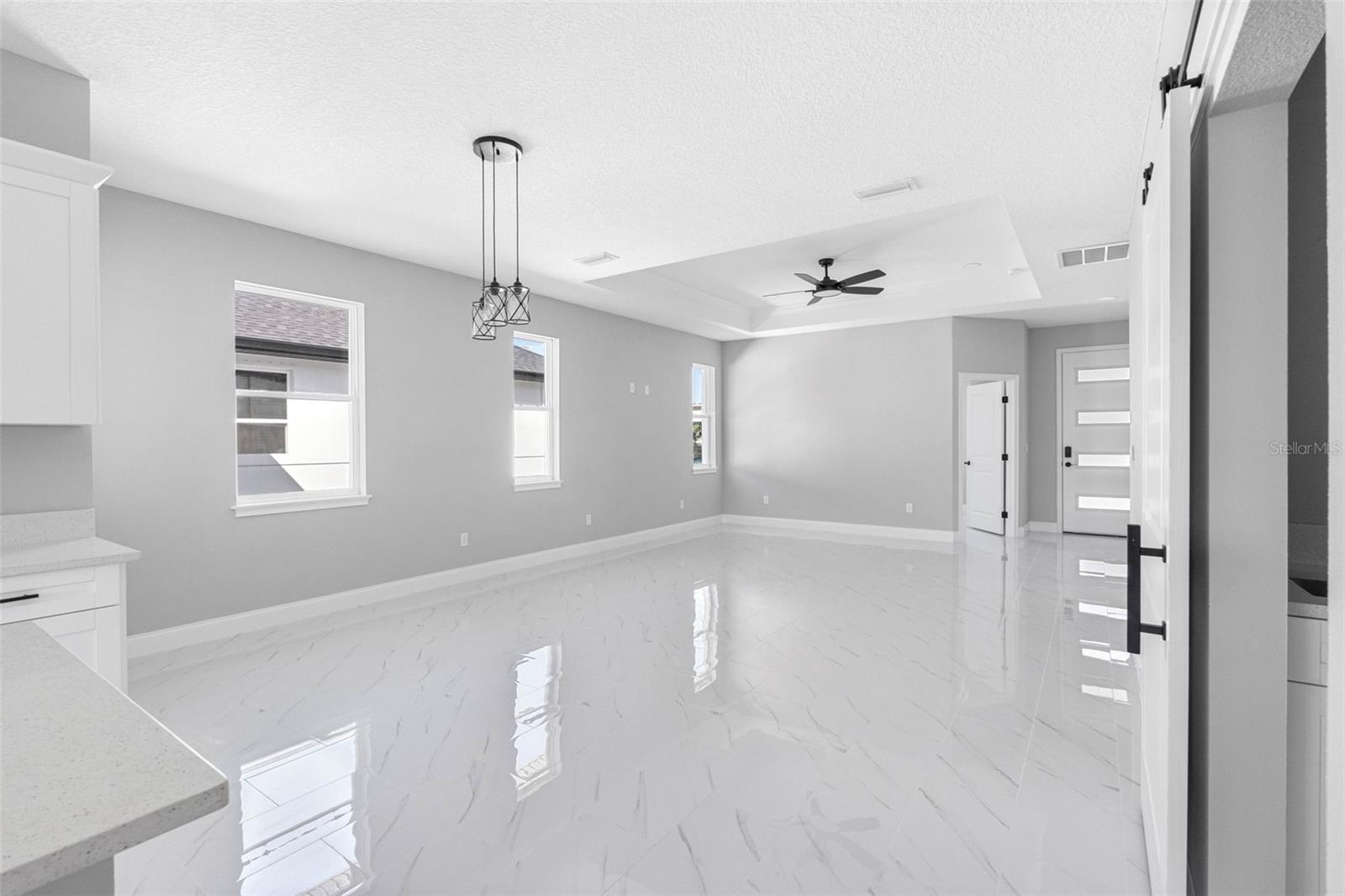 2714 W WALNUT ST, TAMPA, FL, 33607
