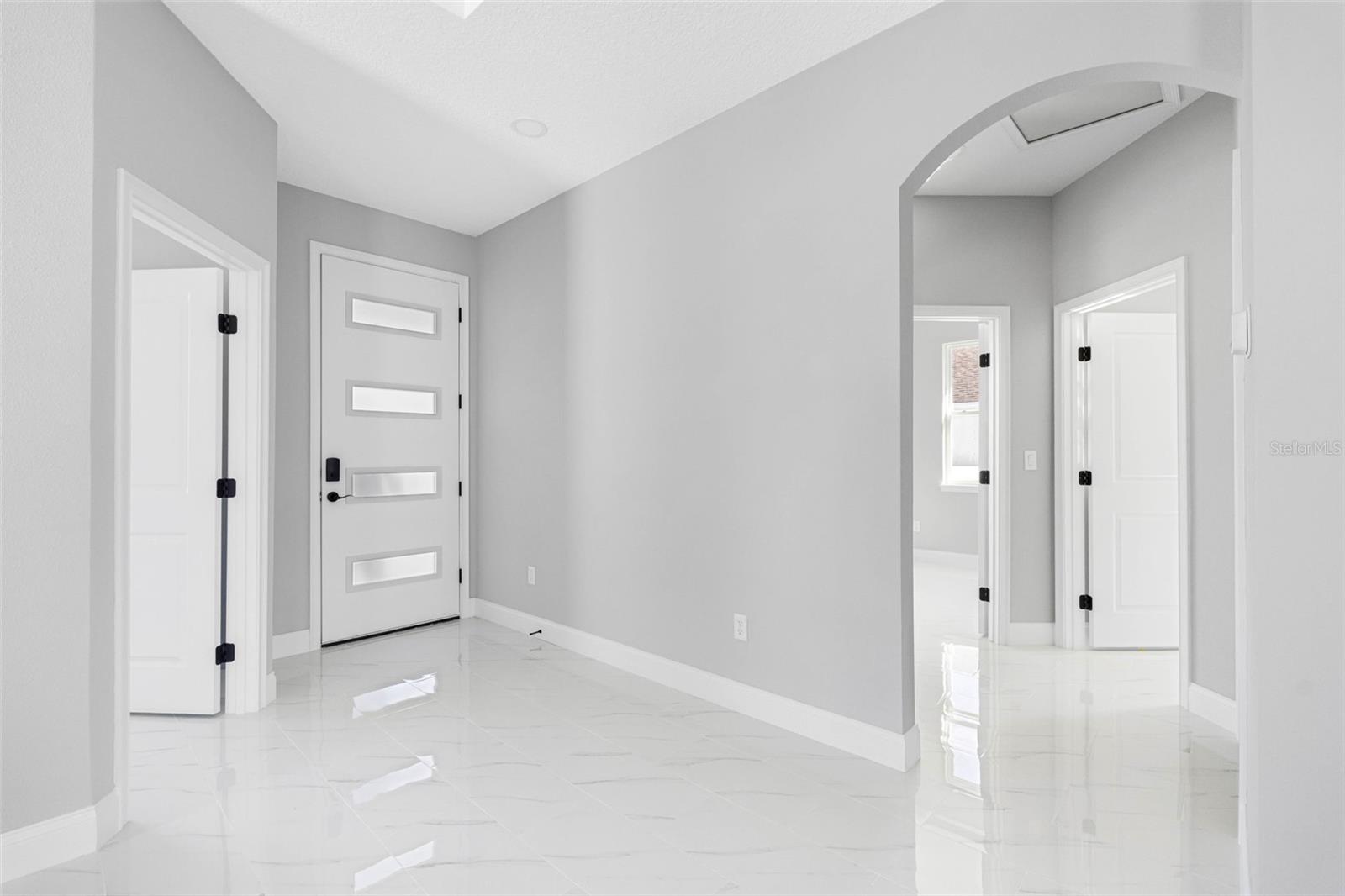 2714 W WALNUT ST, TAMPA, FL, 33607