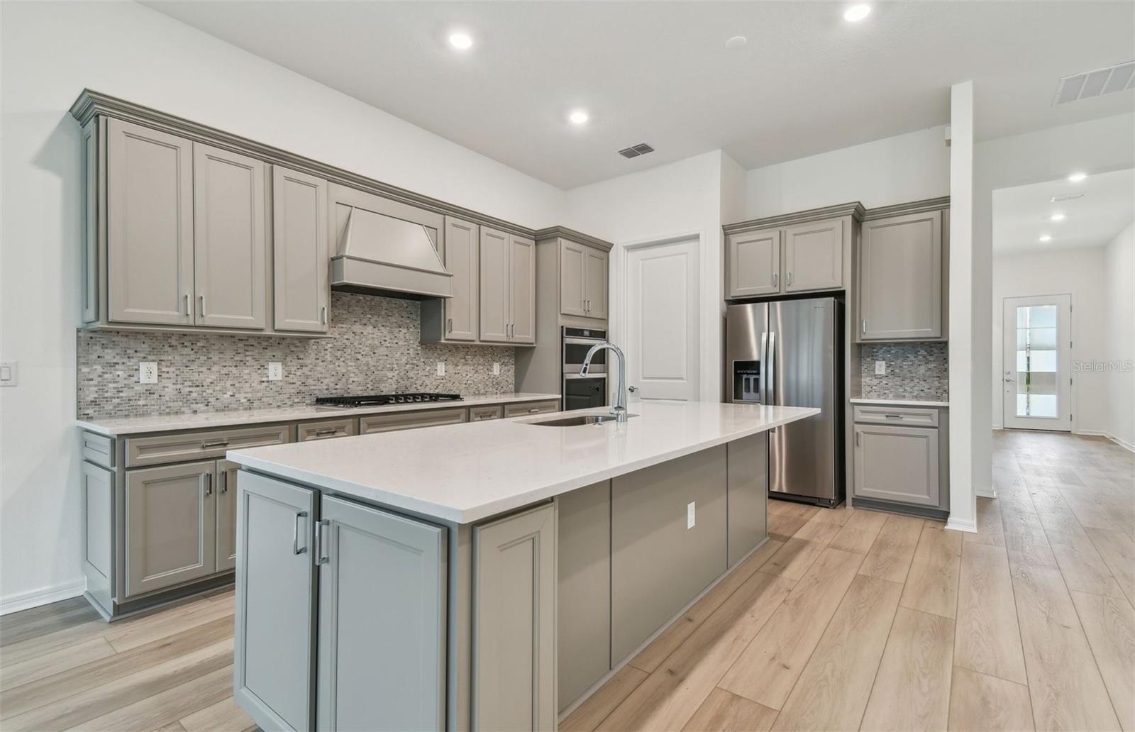 9433 BARNACLE LN, PARRISH, FL, 34219