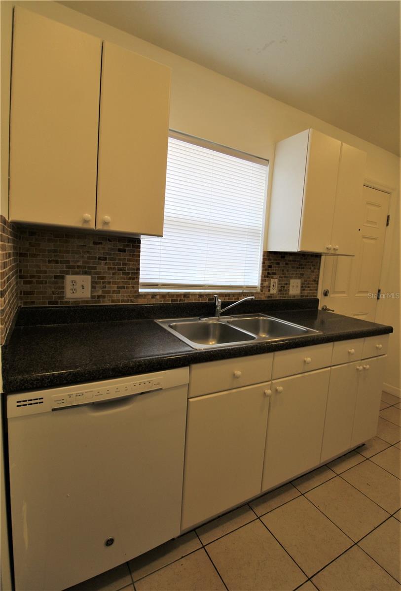 5529 PALMER BLVD, SARASOTA, FL, 34232