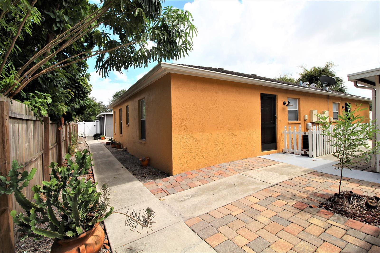 5529 PALMER BLVD, SARASOTA, FL, 34232