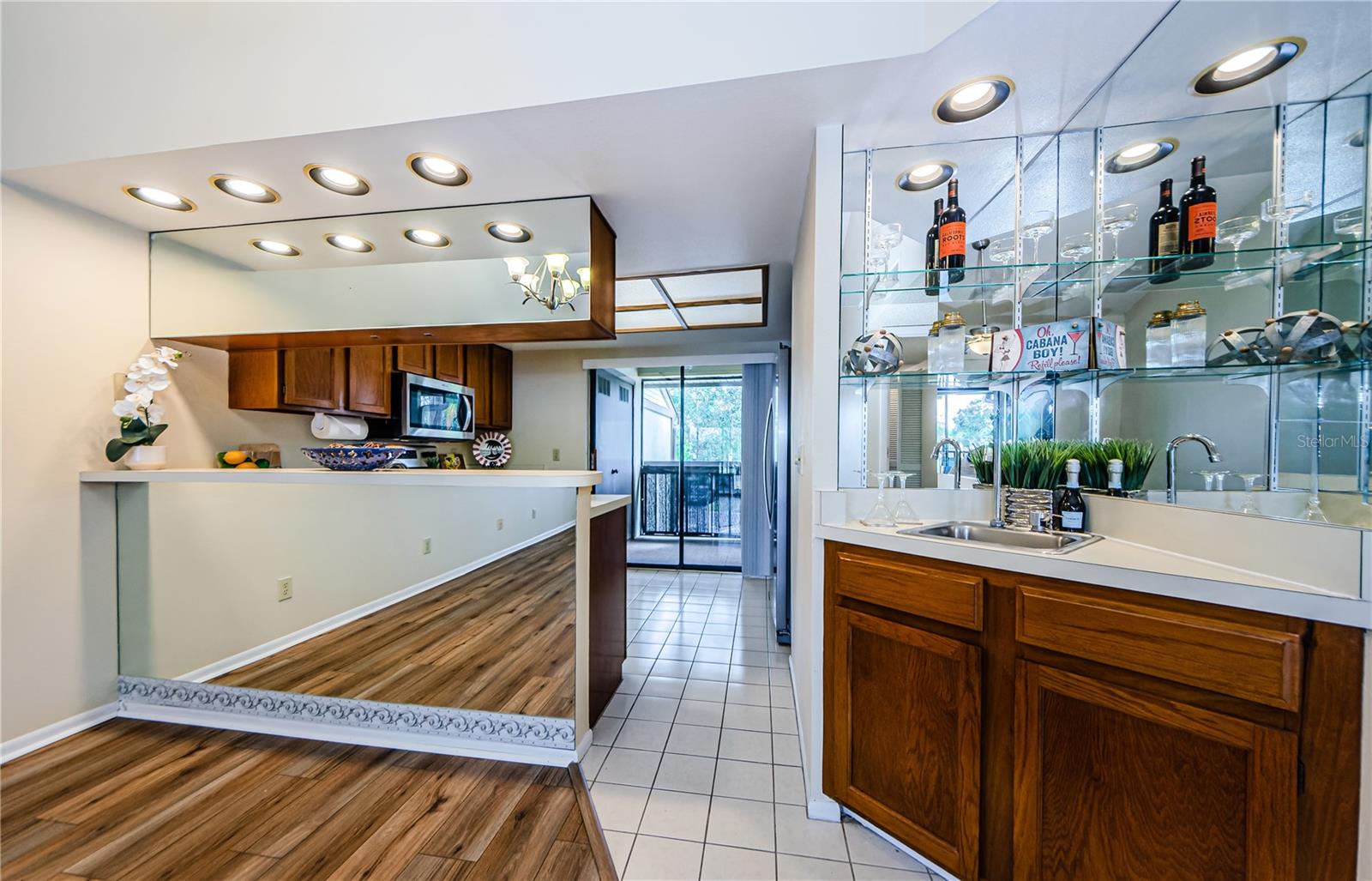 220 WOODLAKE WYNDE #220, OLDSMAR, FL, 34677