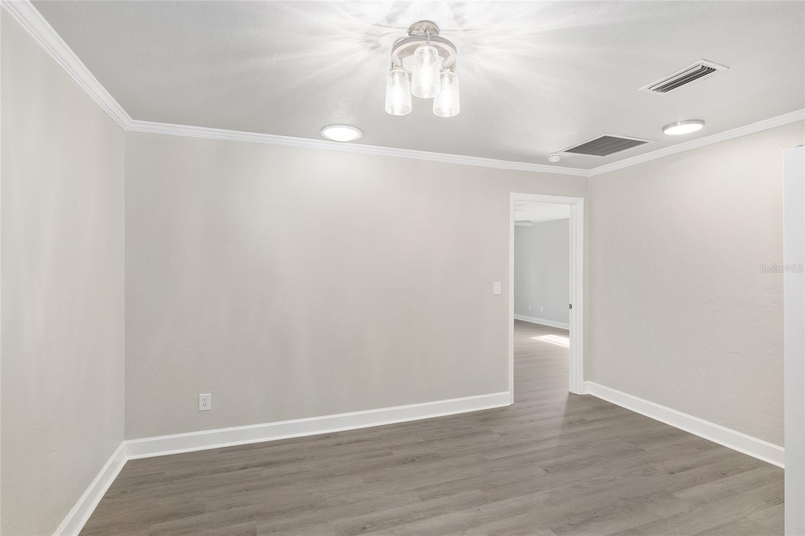 3933 SE 17TH LN, OCALA, FL, 34471