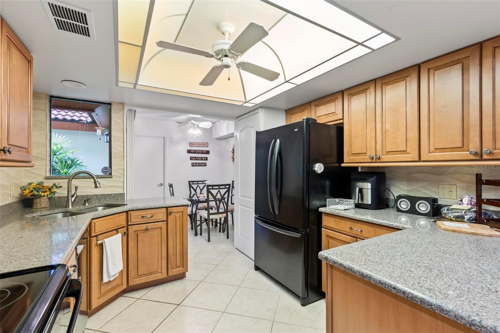 71 VILLAGE CIR, PALM COAST, FL, 32164
