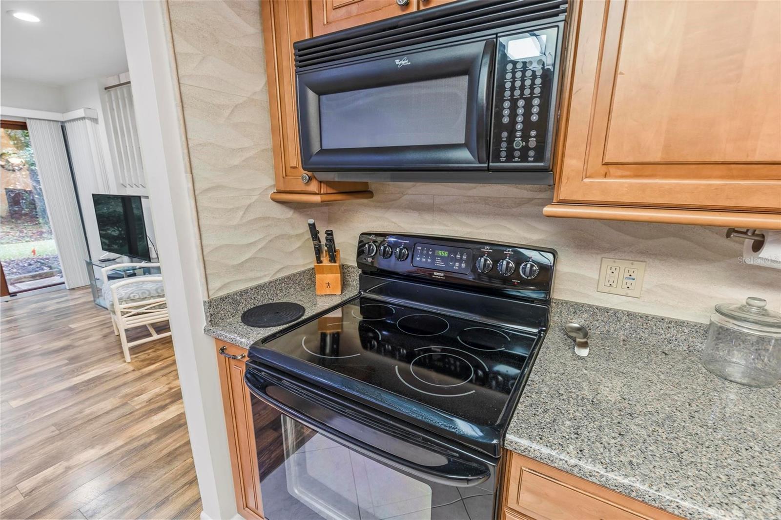 71 VILLAGE CIR, PALM COAST, FL, 32164