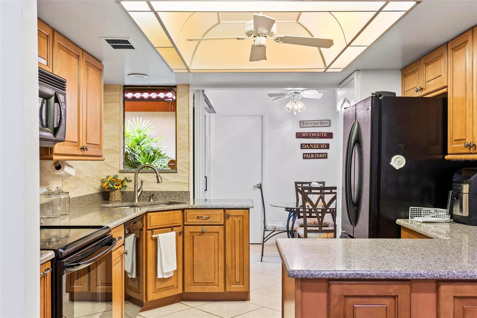 71 VILLAGE CIR, PALM COAST, FL, 32164