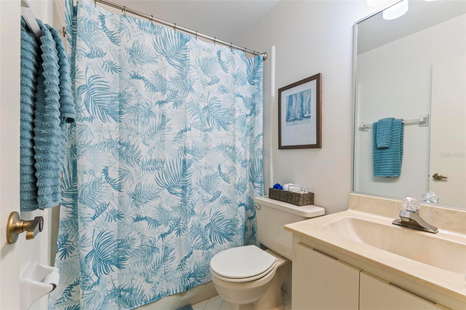 71 VILLAGE CIR, PALM COAST, FL, 32164
