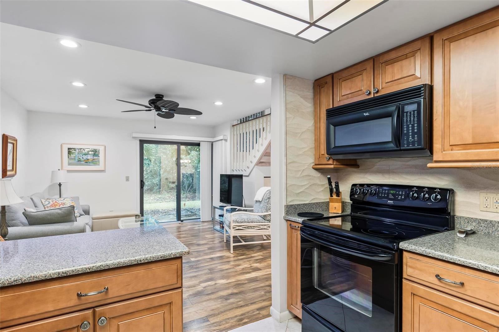71 VILLAGE CIR, PALM COAST, FL, 32164