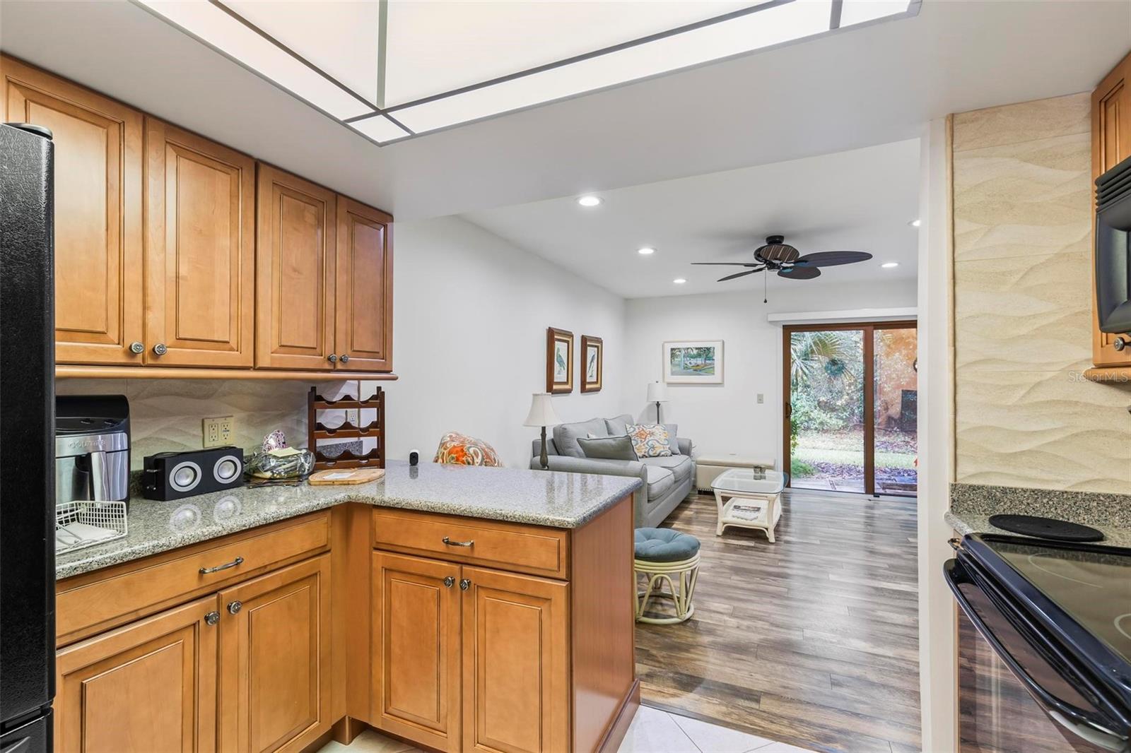 71 VILLAGE CIR, PALM COAST, FL, 32164