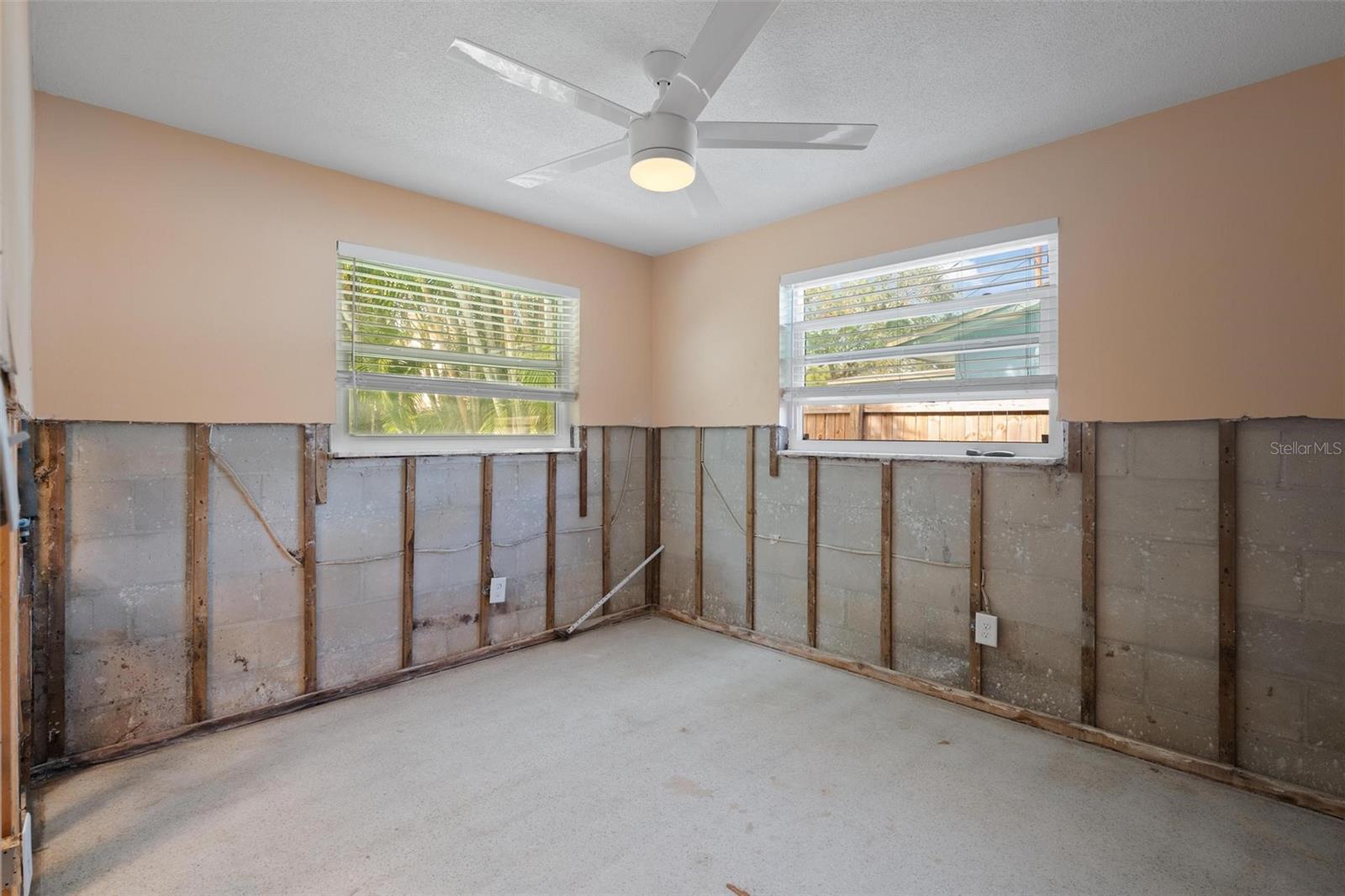 2004 DOUGLAS AVE, DUNEDIN, FL, 34698