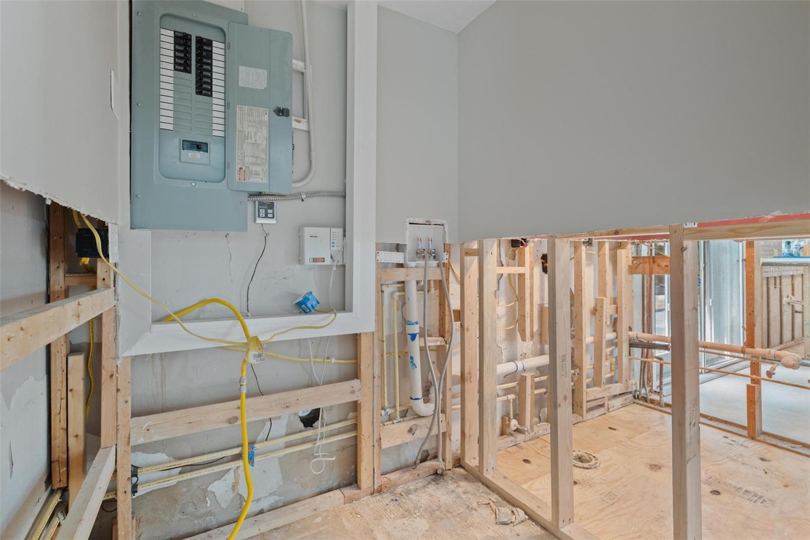 2004 DOUGLAS AVE, DUNEDIN, FL, 34698