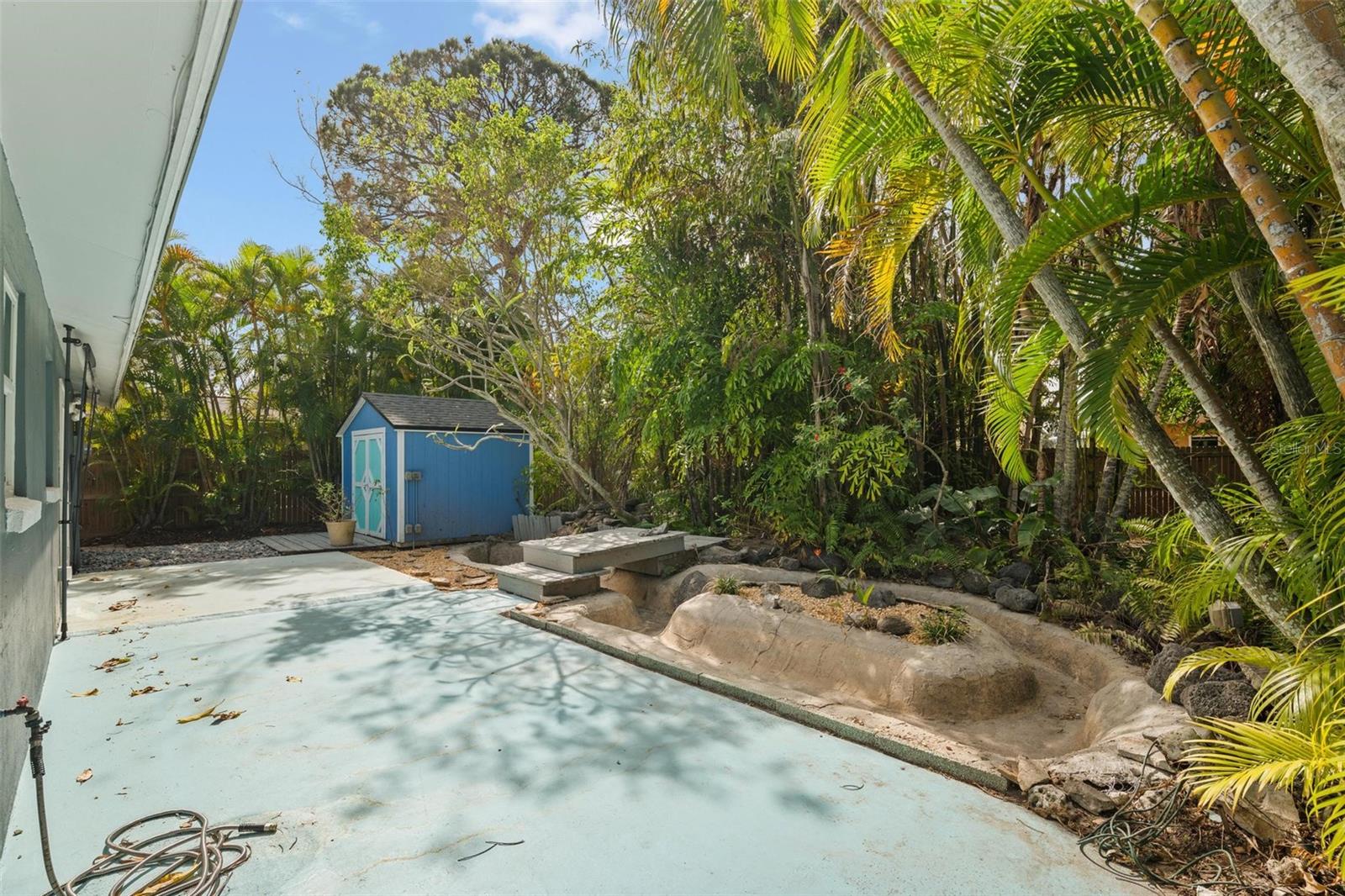 2004 DOUGLAS AVE, DUNEDIN, FL, 34698