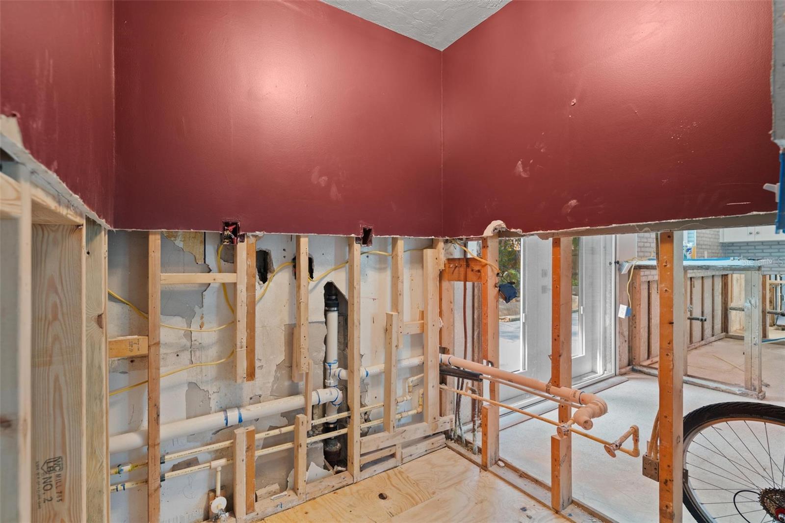 2004 DOUGLAS AVE, DUNEDIN, FL, 34698