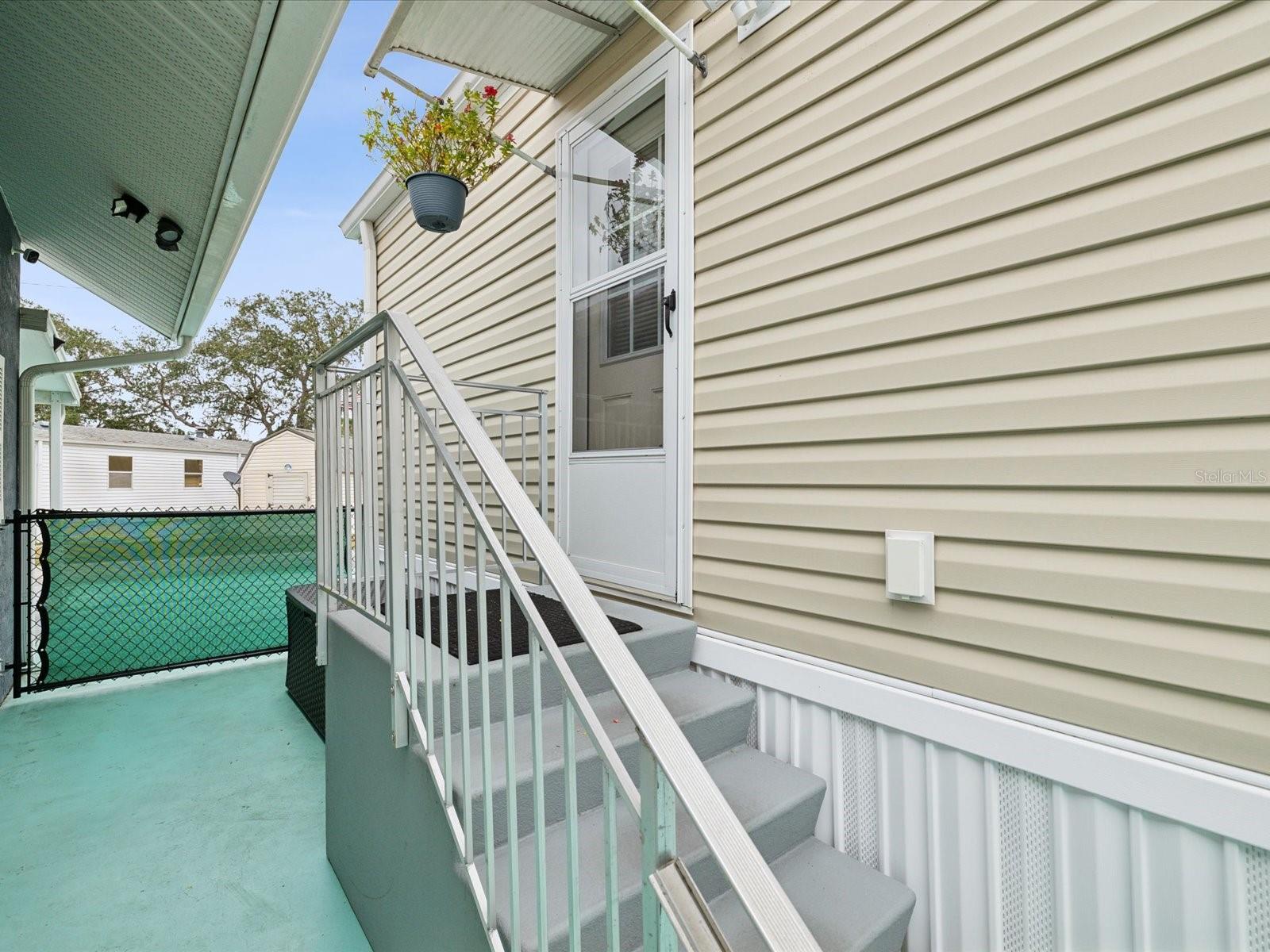 9379 GRIZZLY BEAR LN, WEEKI WACHEE, FL, 34613