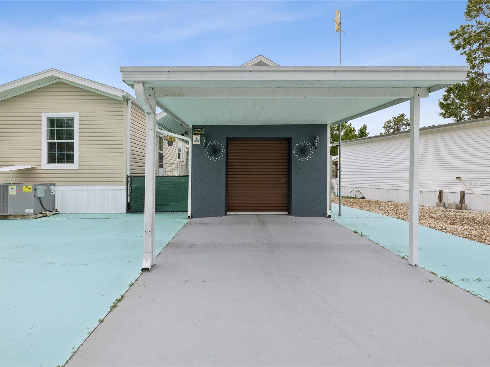 9379 GRIZZLY BEAR LN, WEEKI WACHEE, FL, 34613