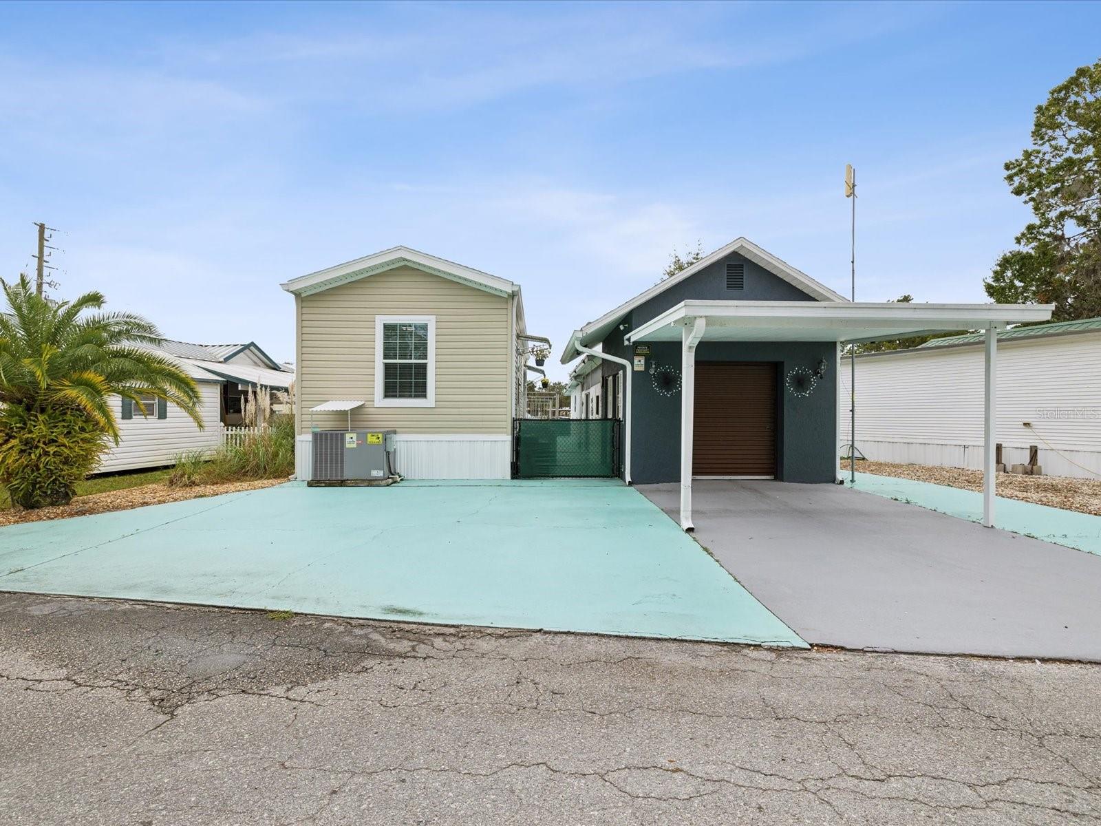 9379 GRIZZLY BEAR LN, WEEKI WACHEE, FL, 34613