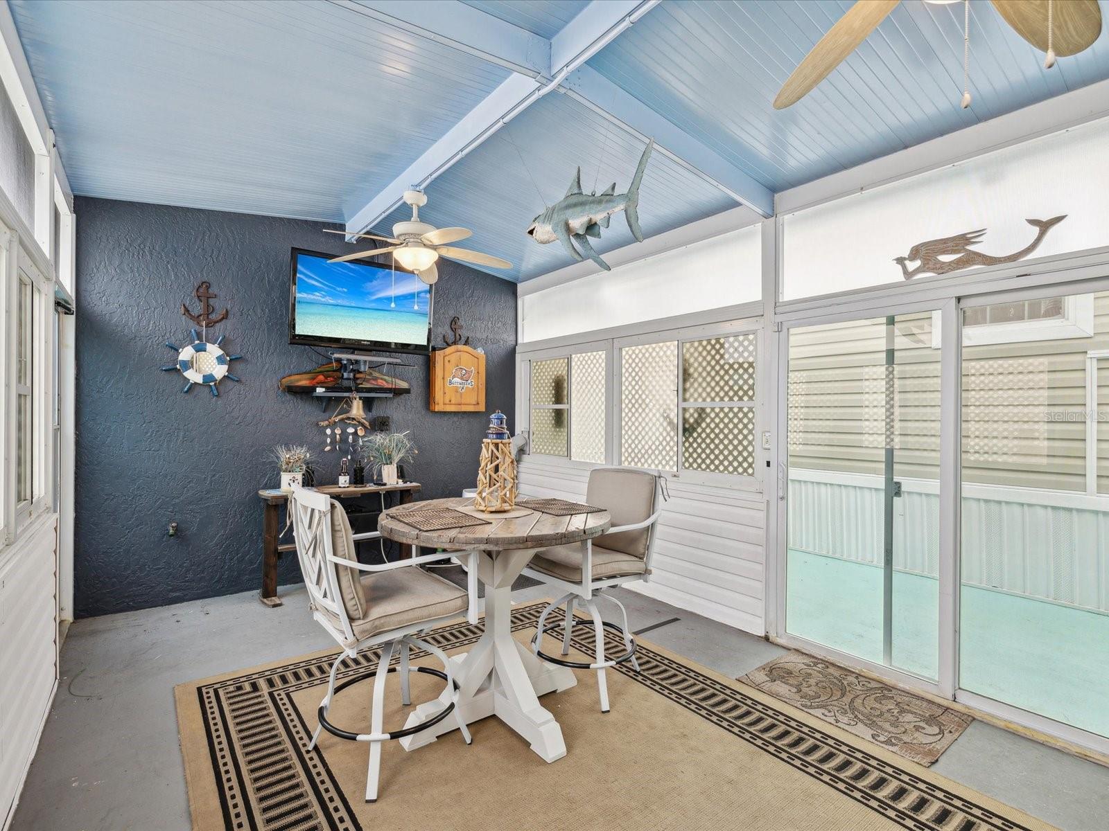 9379 GRIZZLY BEAR LN, WEEKI WACHEE, FL, 34613