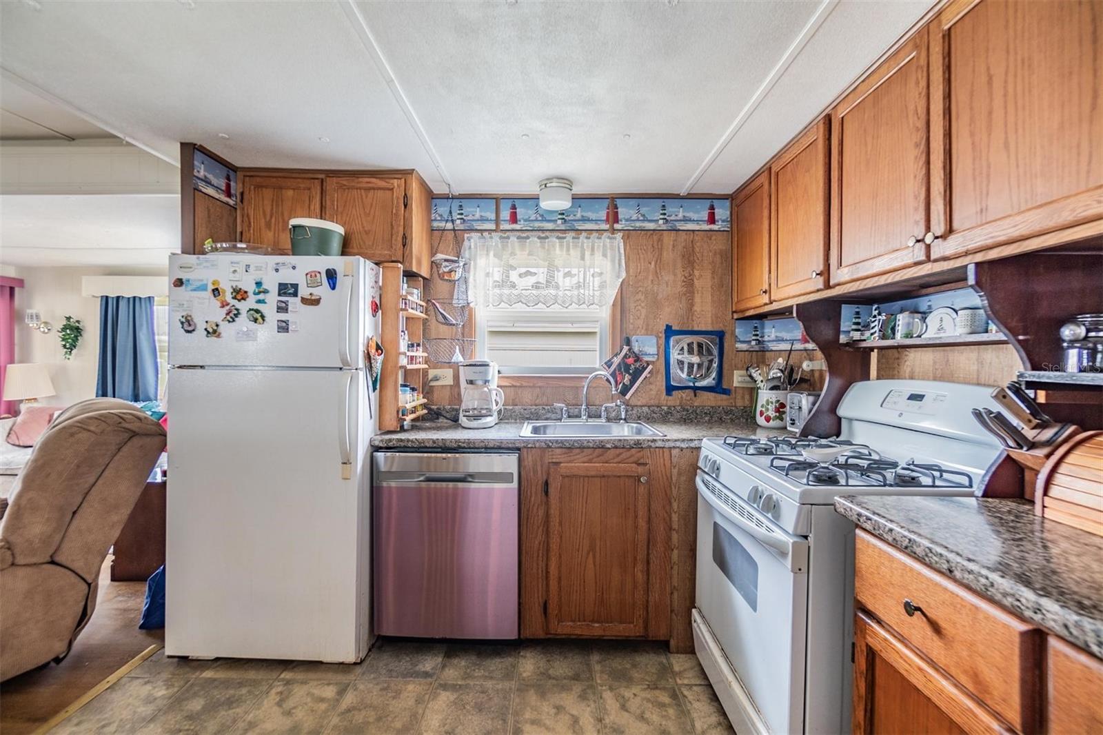 36752 GRACE AVE, ZEPHYRHILLS, FL, 33542