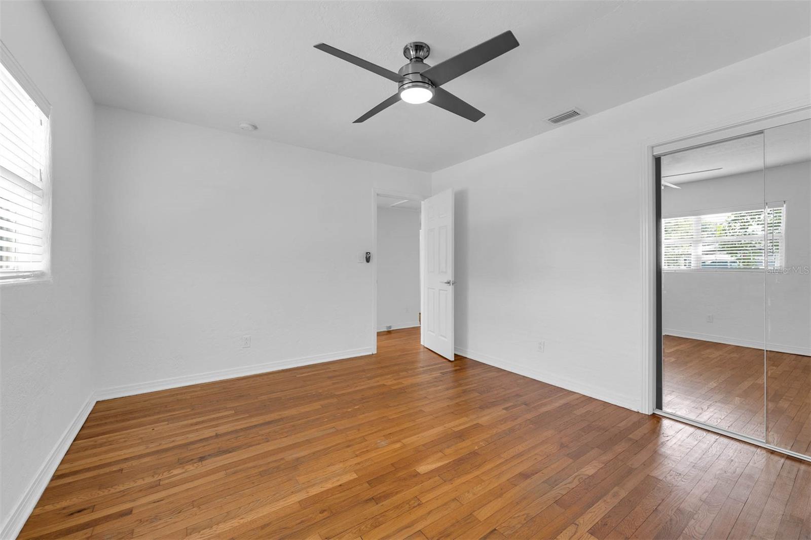 2201 DELANEY. AVE, ORLANDO, FL, 32806