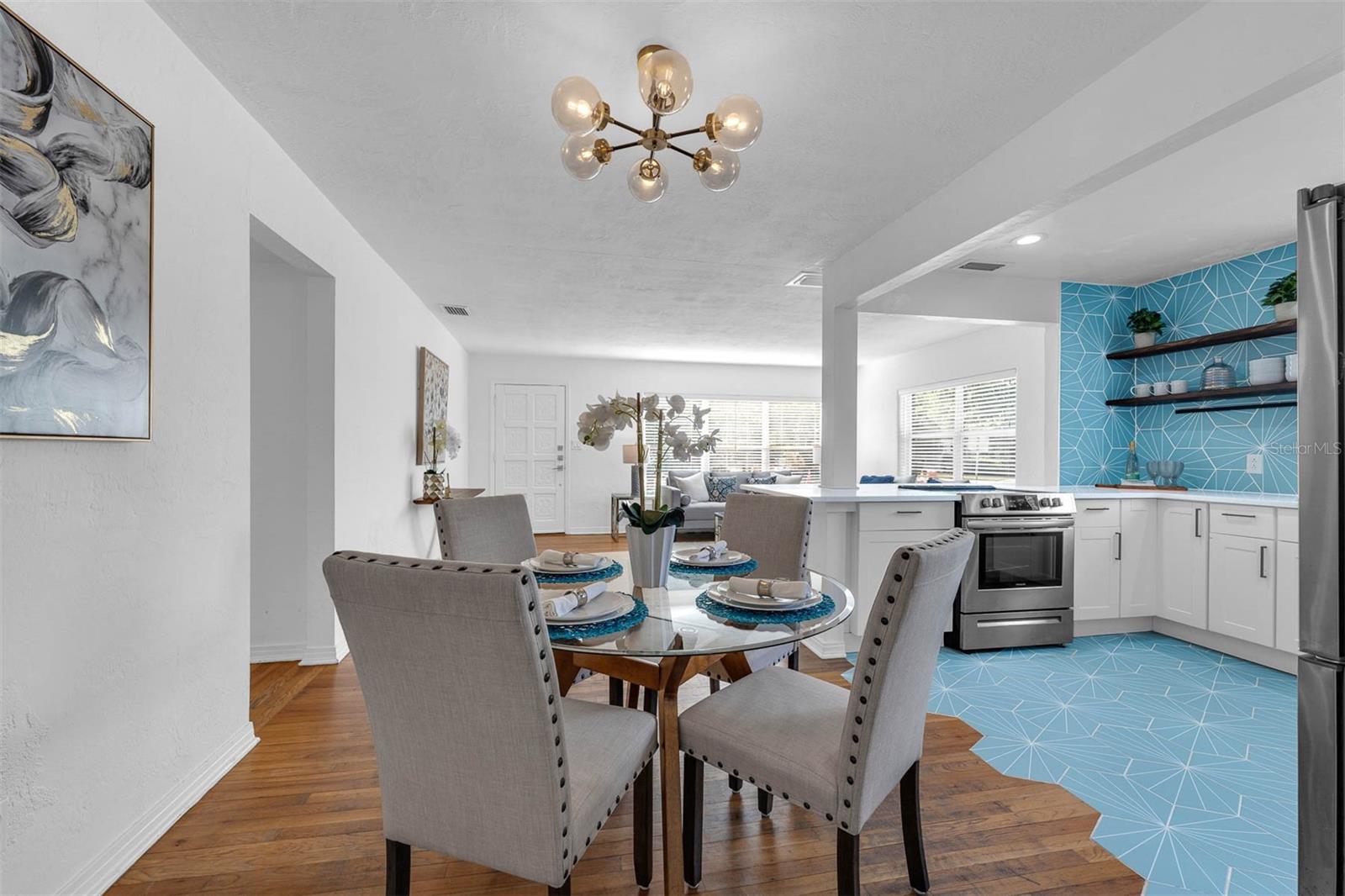 2201 DELANEY. AVE, ORLANDO, FL, 32806