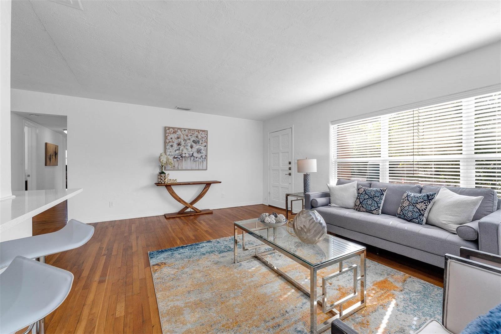 2201 DELANEY. AVE, ORLANDO, FL, 32806