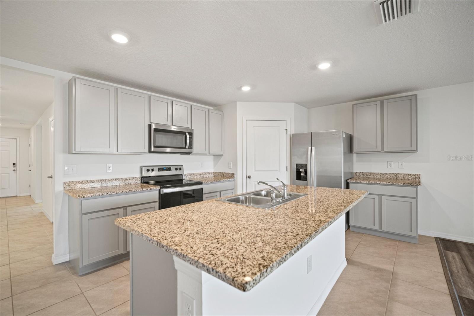 810 TIDAL ROCK AVE, RUSKIN, FL, 33570