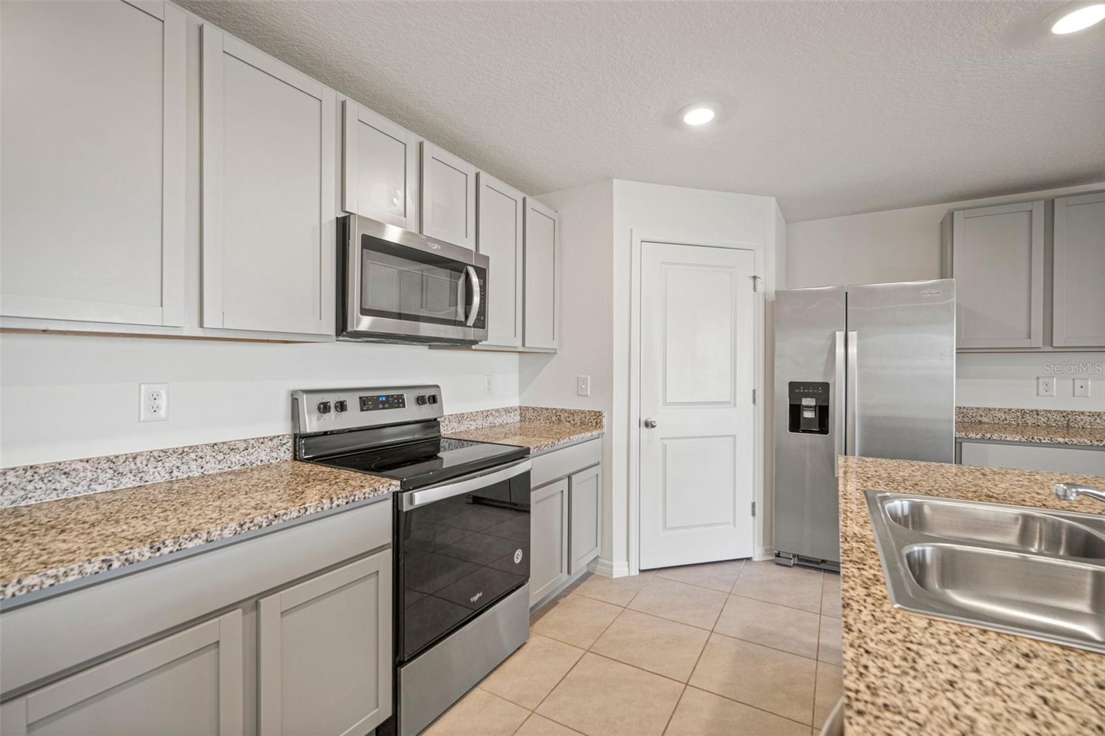 810 TIDAL ROCK AVE, RUSKIN, FL, 33570