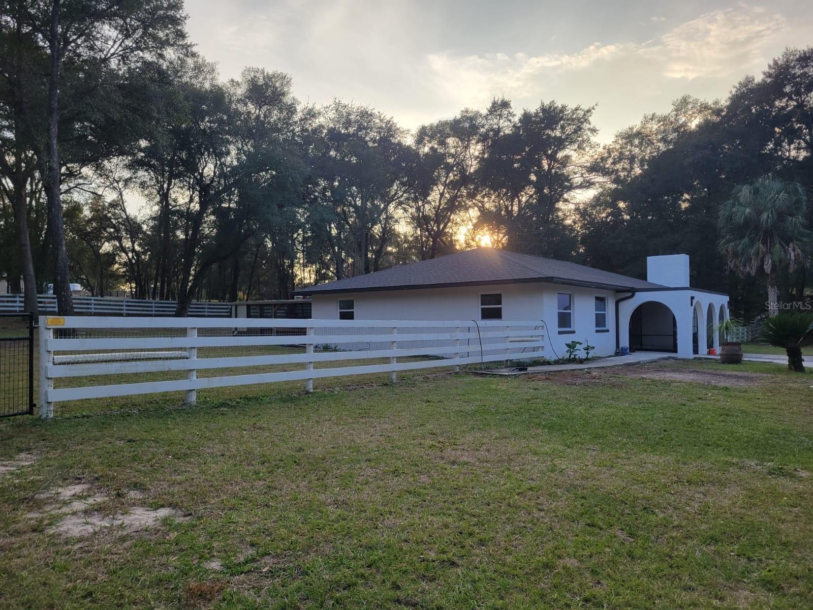 16742 SE 165TH AVE, WEIRSDALE, FL, 32195