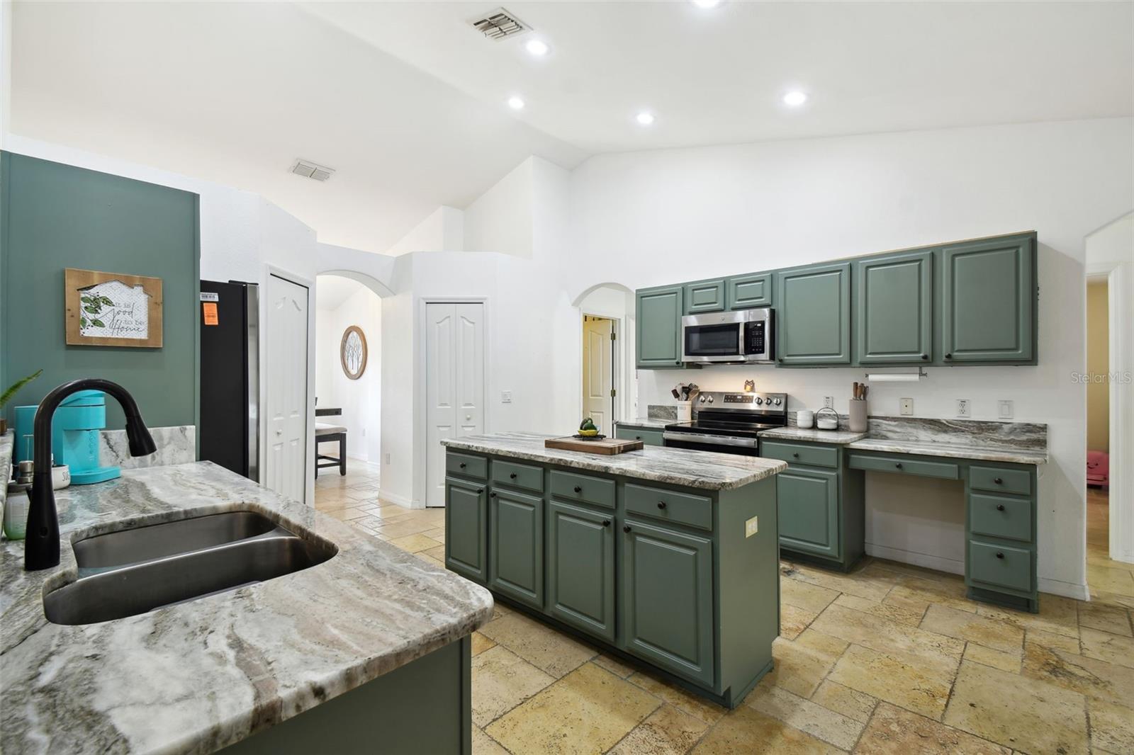 199 PINE ST, HOMOSASSA, FL, 34446