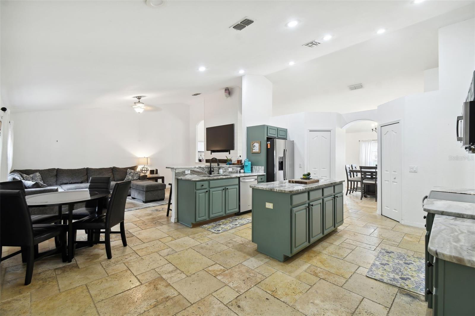 199 PINE ST, HOMOSASSA, FL, 34446