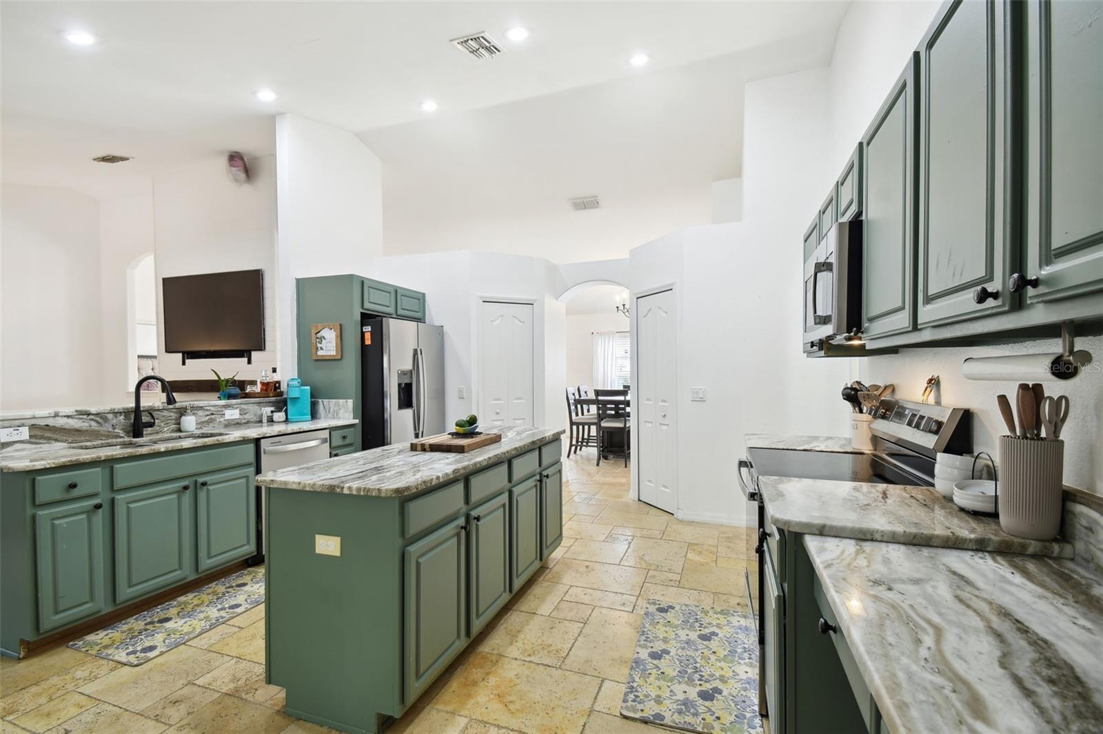 199 PINE ST, HOMOSASSA, FL, 34446