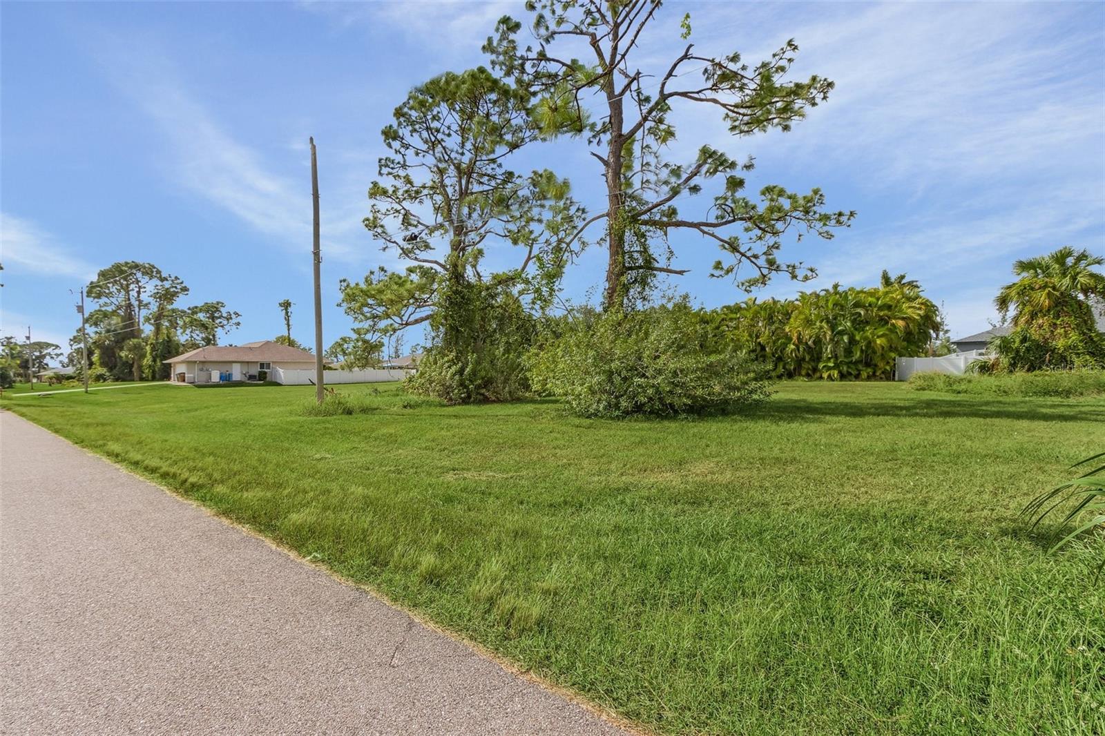 3536 NE 18TH AVE, CAPE CORAL, FL, 33909