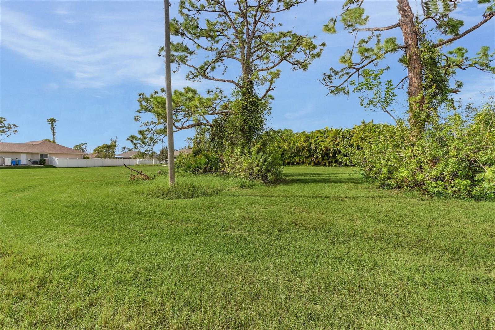 3536 NE 18TH AVE, CAPE CORAL, FL, 33909