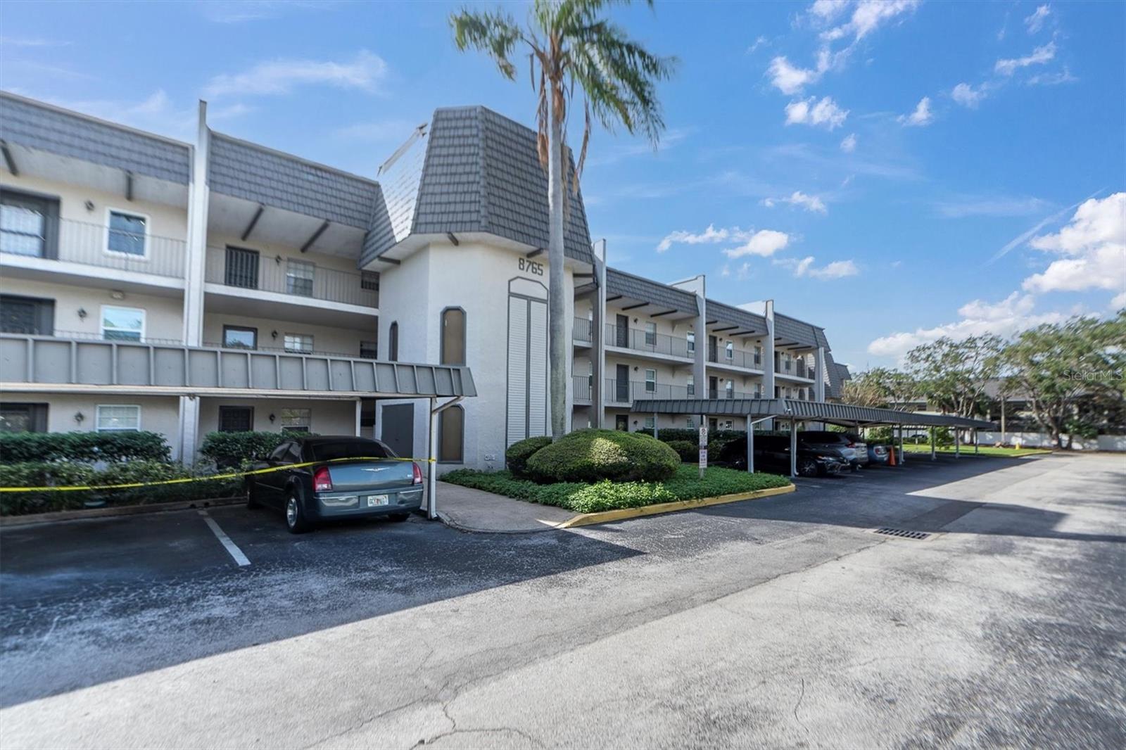 8765 BARDMOOR BLVD #208, SEMINOLE, FL, 33777