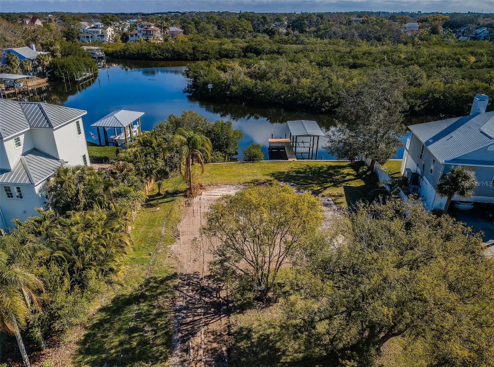 624 N MAYO ST, CRYSTAL BEACH, FL, 34681