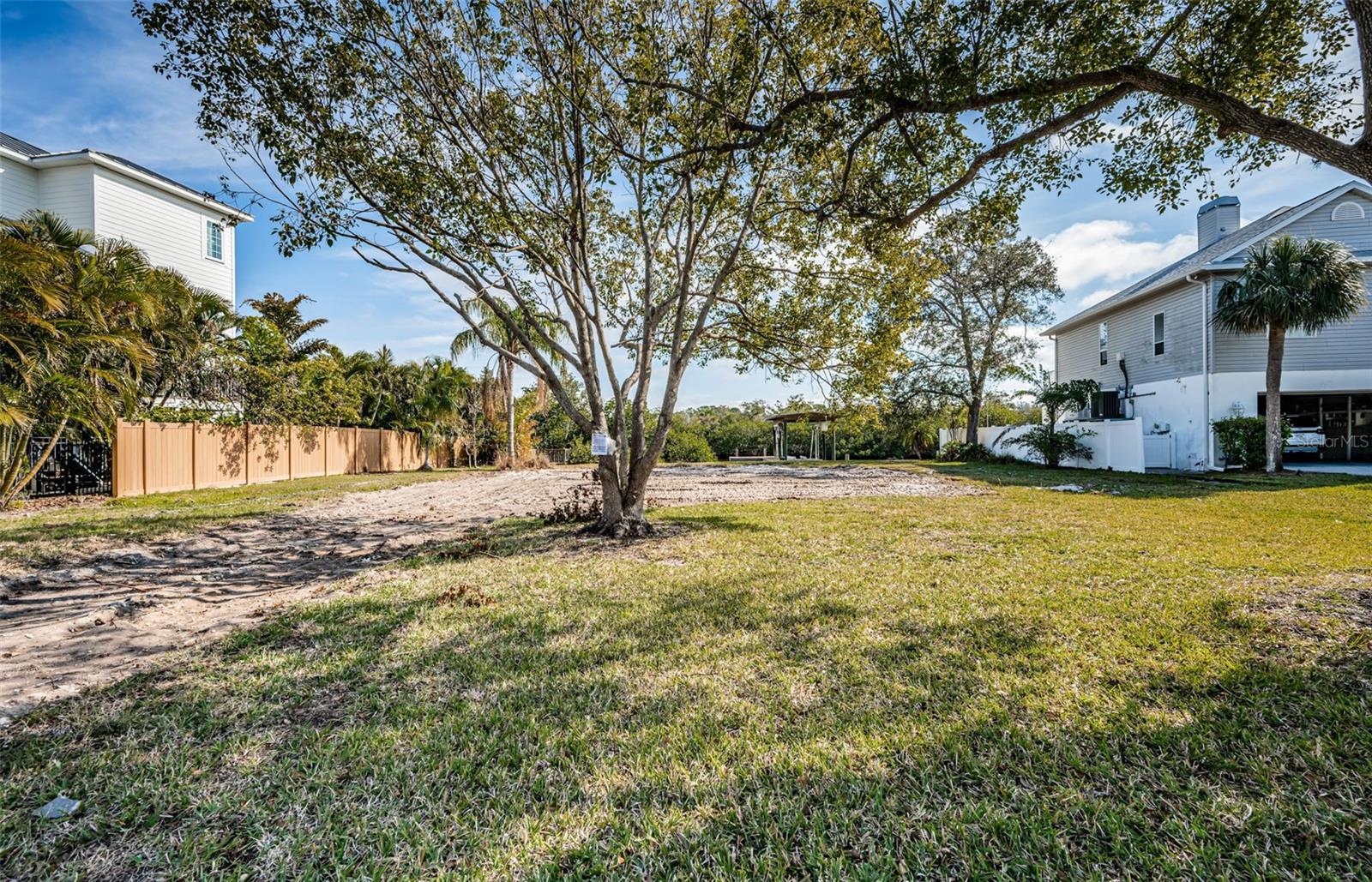 624 N MAYO ST, CRYSTAL BEACH, FL, 34681