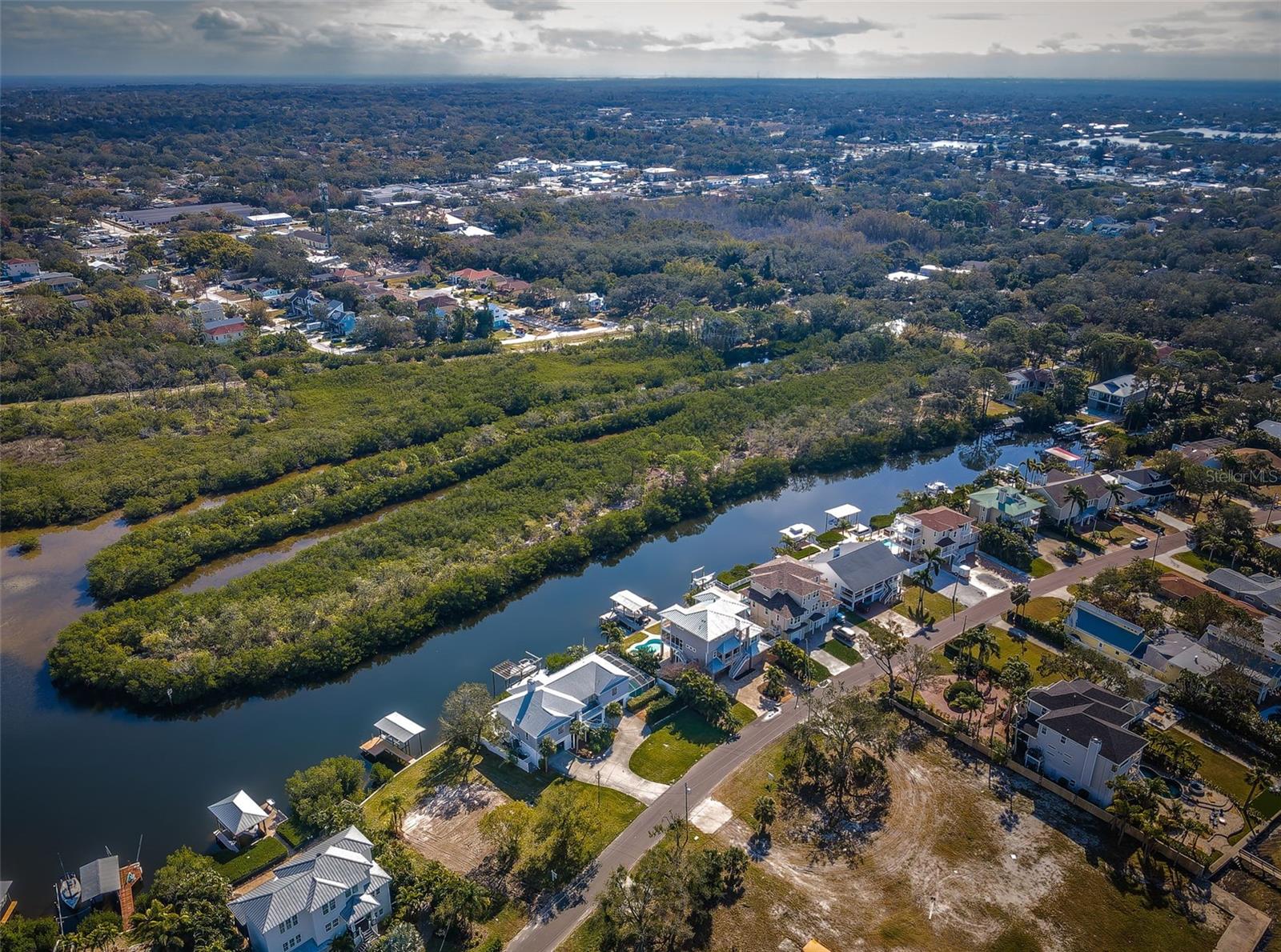624 N MAYO ST, CRYSTAL BEACH, FL, 34681