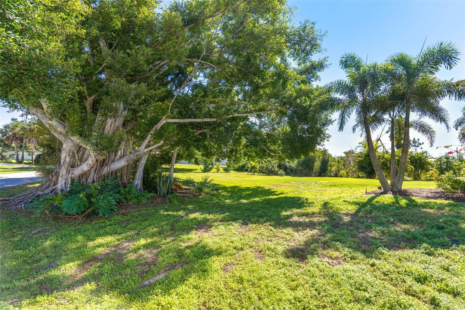 85 SPANIARDS RD, PLACIDA, FL, 33946