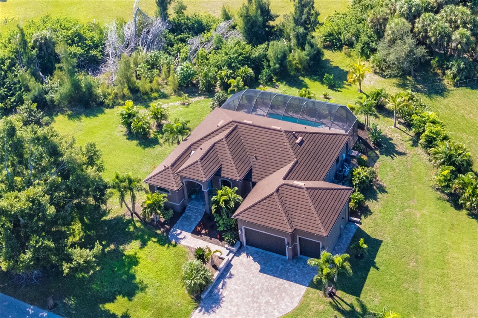 85 SPANIARDS RD, PLACIDA, FL, 33946