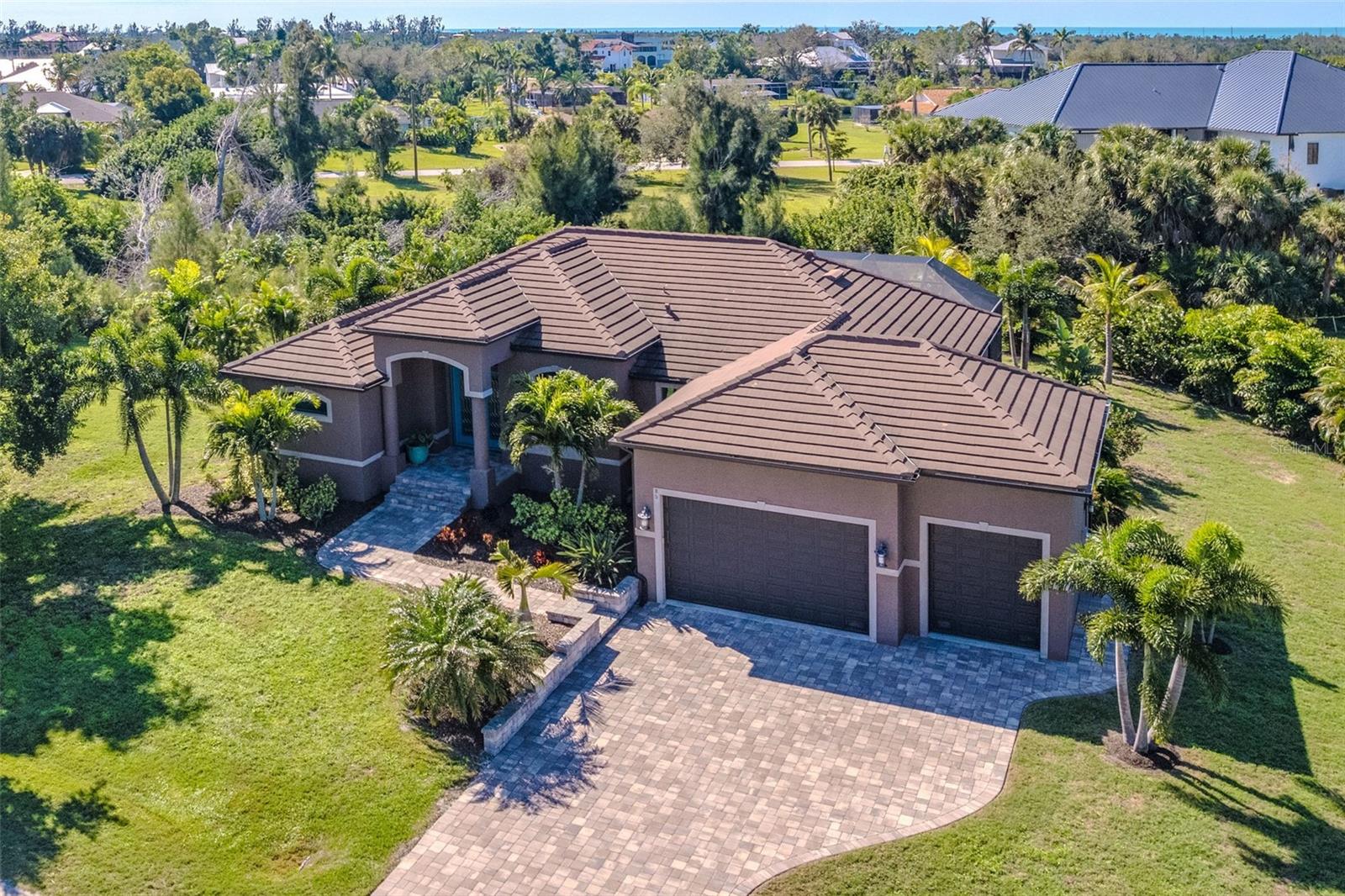85 SPANIARDS RD, PLACIDA, FL, 33946
