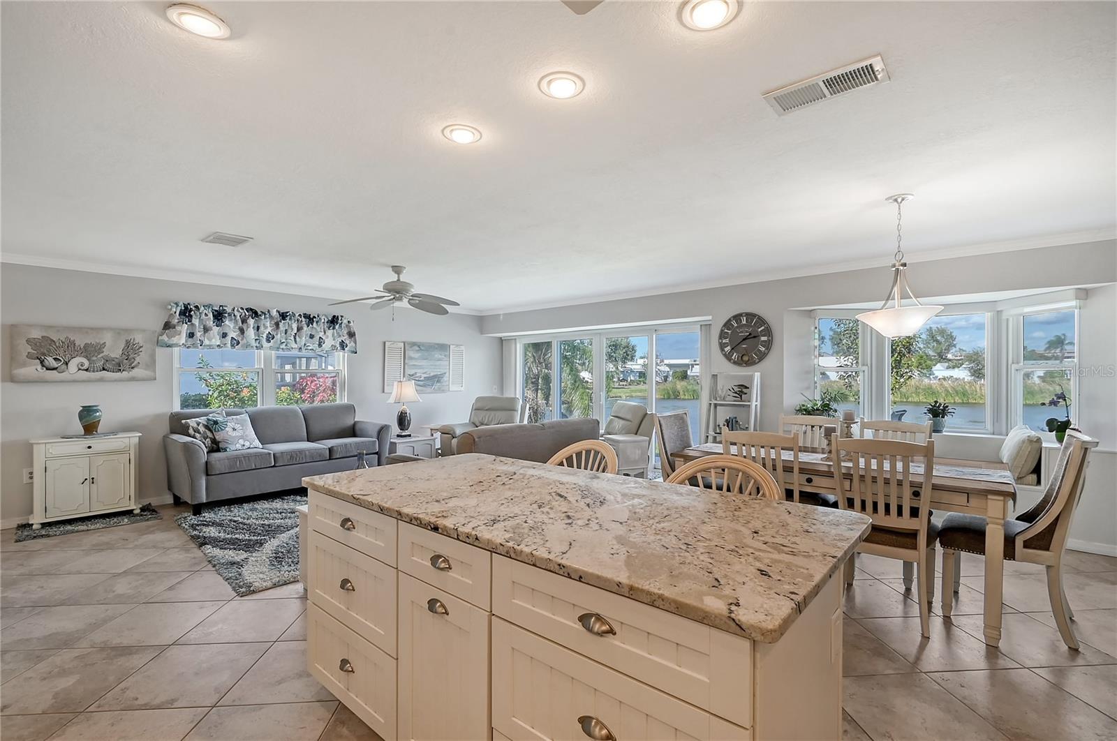 4513 LEXINGTON CIR, BRADENTON, FL, 34210