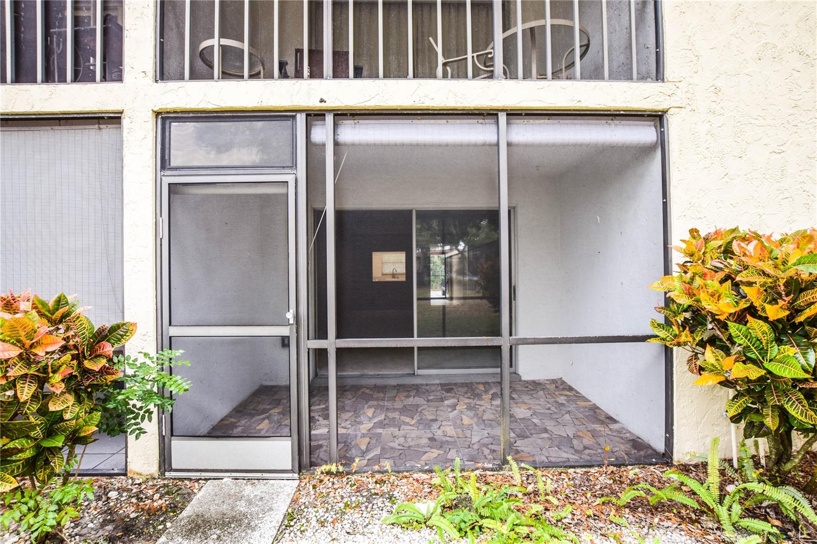 2260 STICKNEY POINT RD #304, SARASOTA, FL, 34231