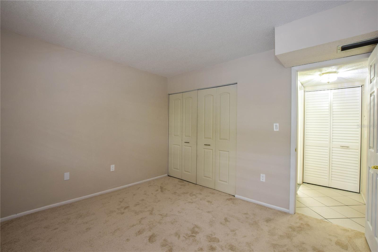 2260 STICKNEY POINT RD #304, SARASOTA, FL, 34231