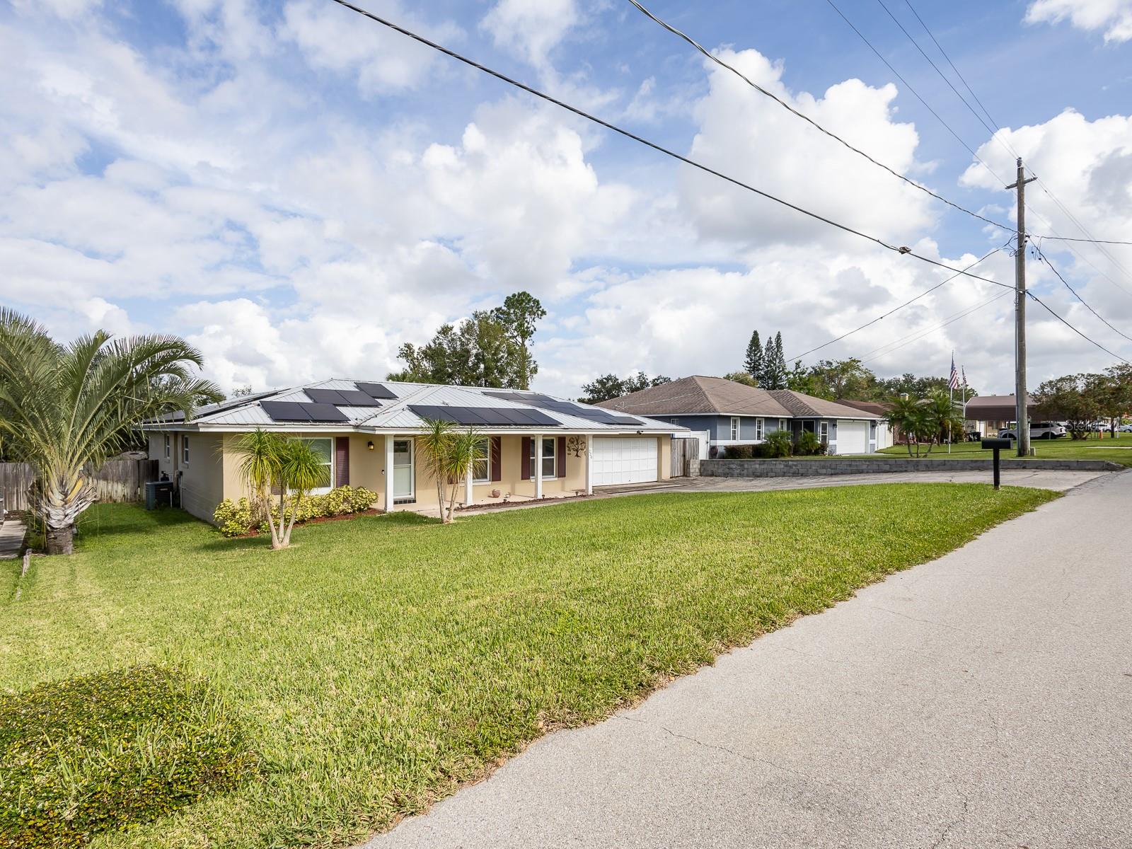 220 ESCAMBIA DR, WINTER HAVEN, FL, 33884