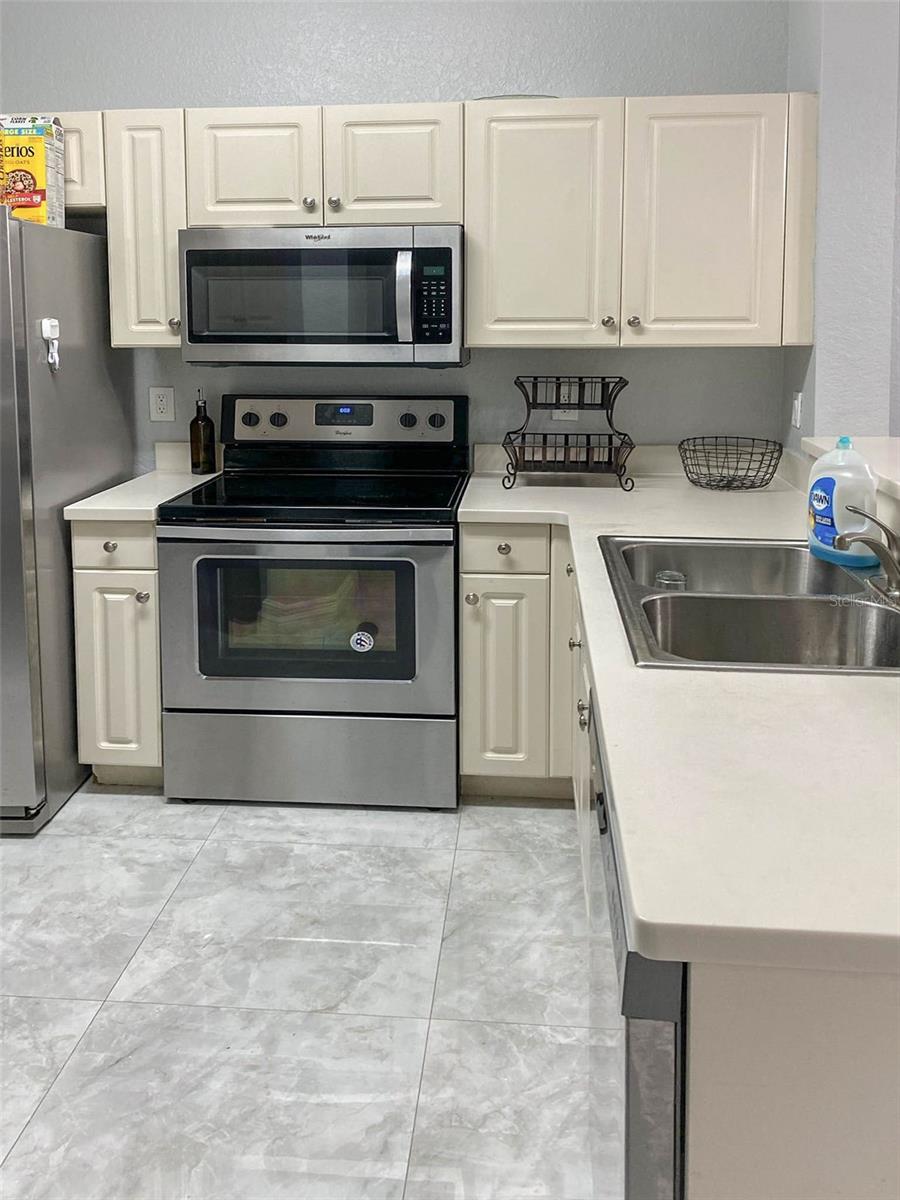4139 NAPOLI LAKE DR, RIVIERA BEACH, FL, 33410