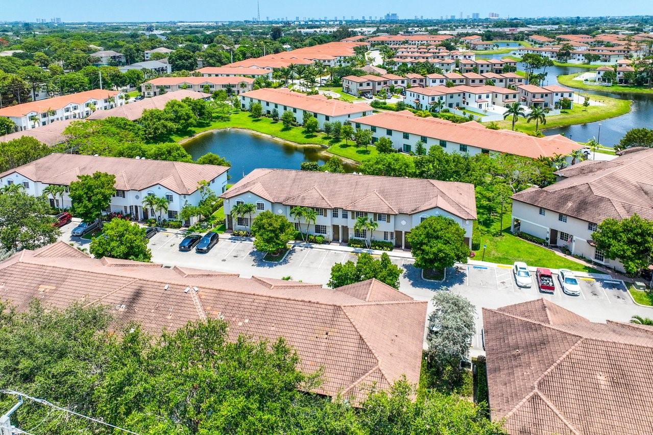 4139 NAPOLI LAKE DR, RIVIERA BEACH, FL, 33410