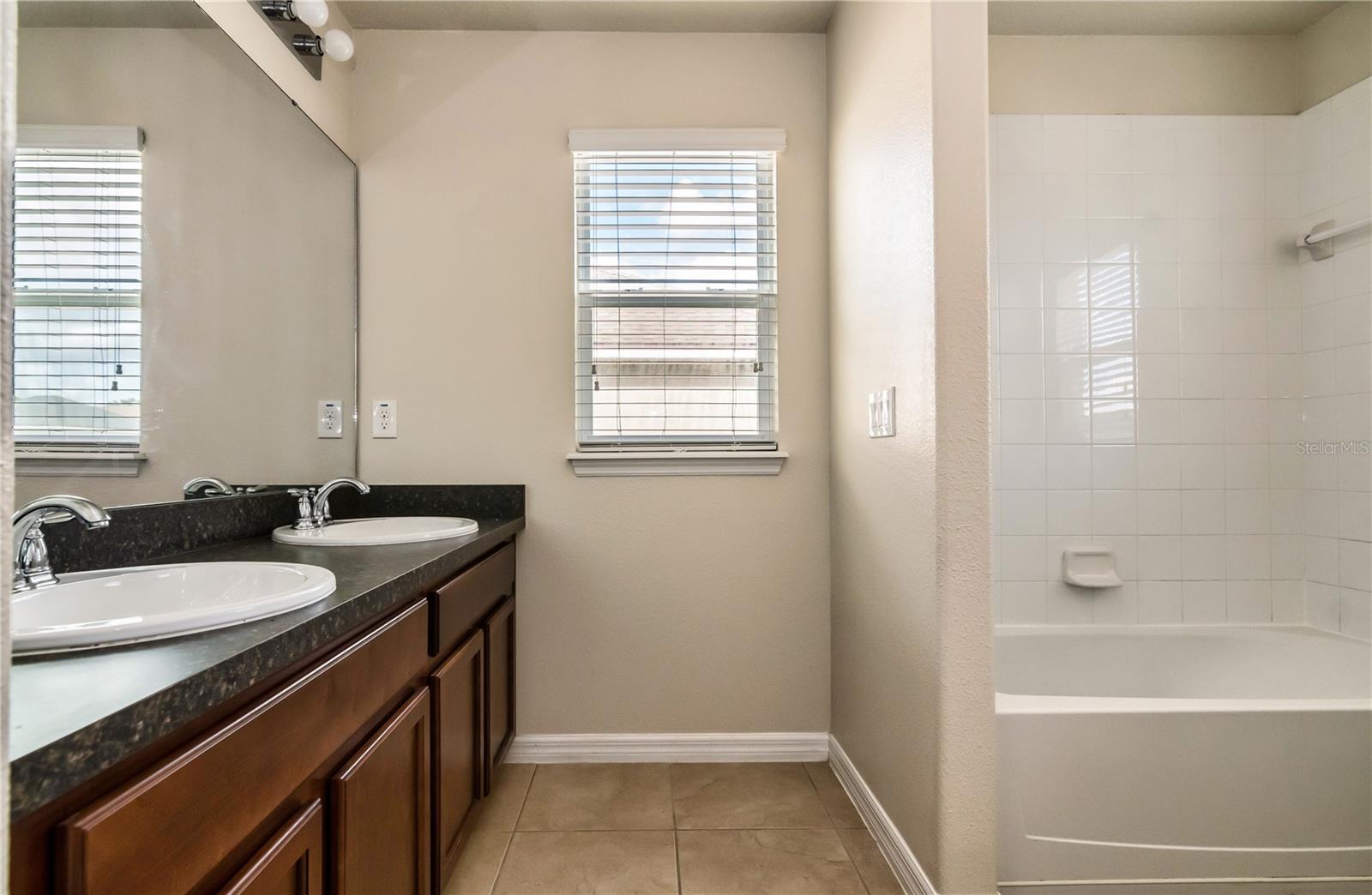 4763 CREEKSIDE PARK AVE, ORLANDO, FL, 32811