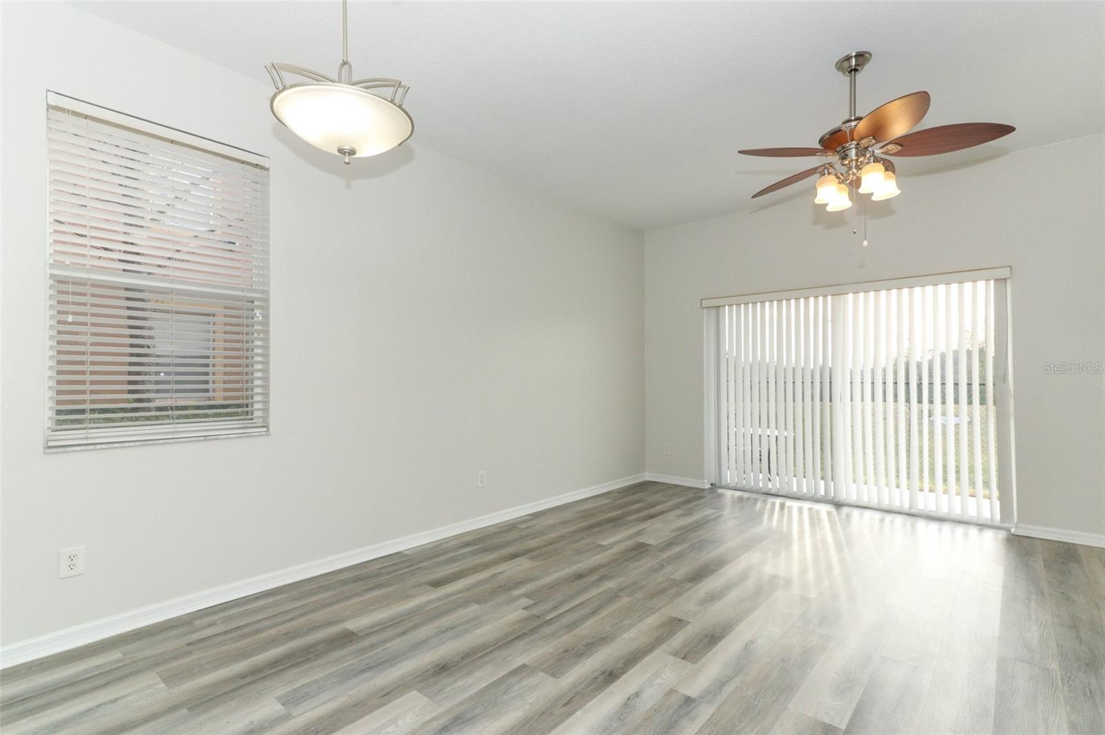 1860 RETREAT VIEW CIR, SANFORD, FL, 32771