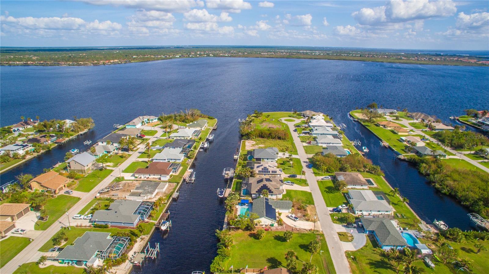 12422 QUINLAN AVE, PORT CHARLOTTE, FL, 33981